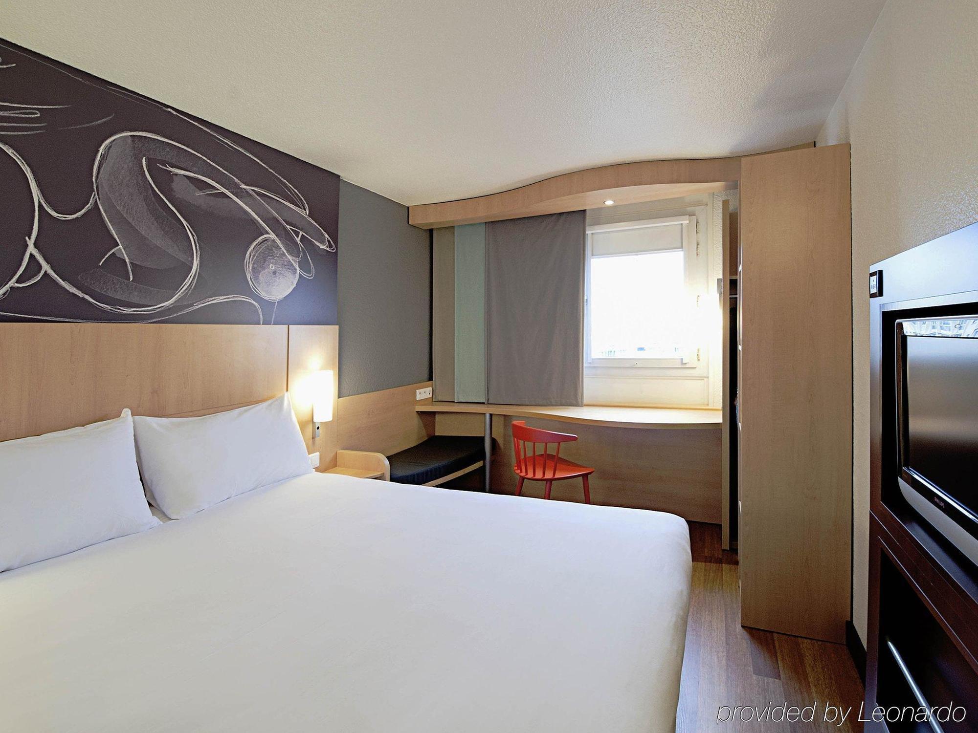 Ibis Paris Vaugirard Porte De Versailles Екстериор снимка