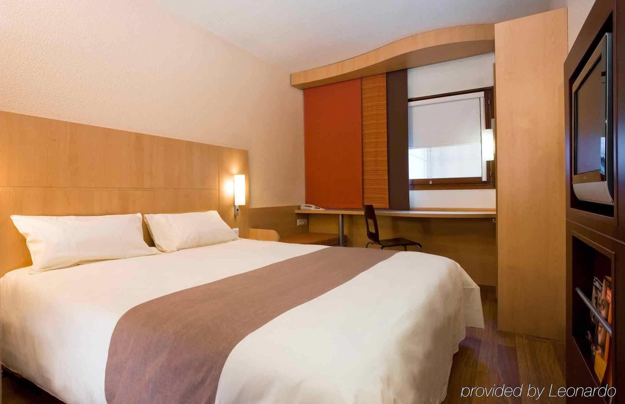 Ibis Paris Vaugirard Porte De Versailles Екстериор снимка